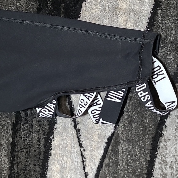 VICTORIA SPORT 2018 KNOCKOUT BY VICTORIA SECRET CROPPED CRISS-CROSS LEGG… - Picture 11 of 11